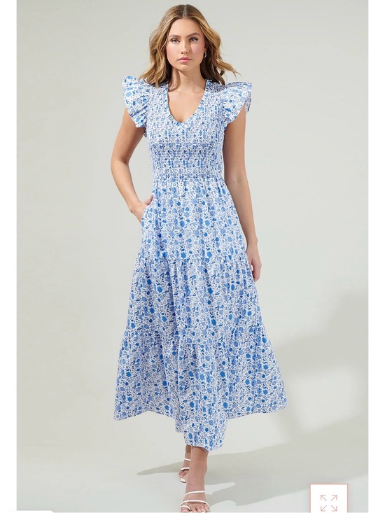 Sugarlips Dresses & Skirts - Sugarlips Blue Floral Smocked Maxi Dress